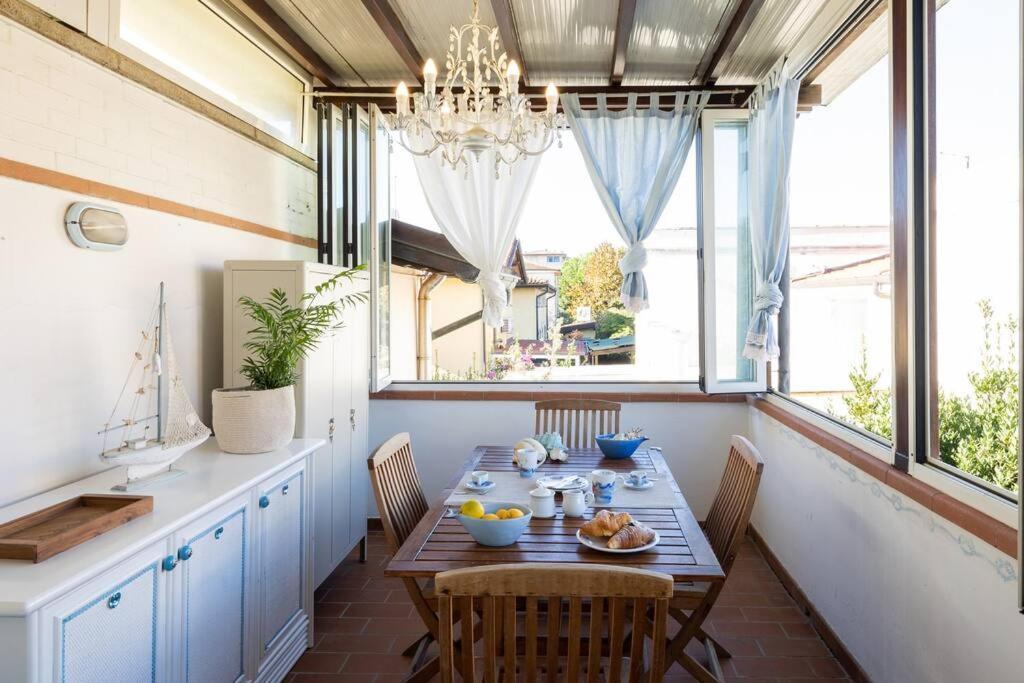 Art Of Living 100 Meters From The Sea. Apartamento Marina di Pietrasanta Exterior foto